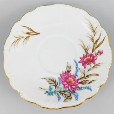 100 Lot of 4 Cups and Saucier with Stands - Sterling China Japan/ UCAG China