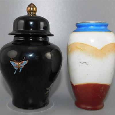 104 Lot of 11 Including Lids. Asian Theme Miscellaneous Pieces