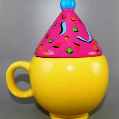 105 Happy Birthday Smiley Face Mug with Lid 8 in