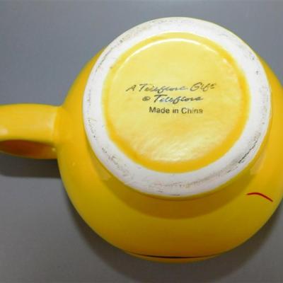 105 Happy Birthday Smiley Face Mug with Lid 8 in