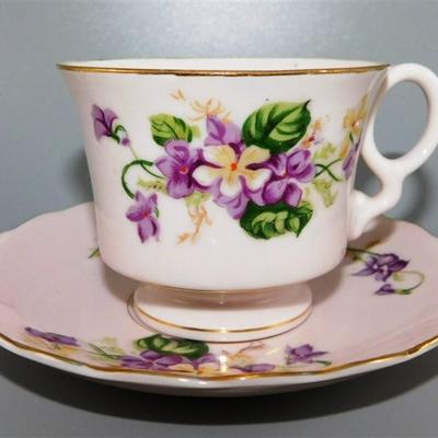 128 Lot of Cups and Saucers with Stands - Rossetti Antique Rose / Royal Grafton