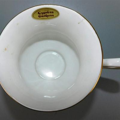 128 Lot of Cups and Saucers with Stands - Rossetti Antique Rose / Royal Grafton