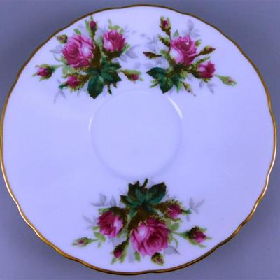 128 Lot of Cups and Saucers with Stands - Rossetti Antique Rose / Royal Grafton