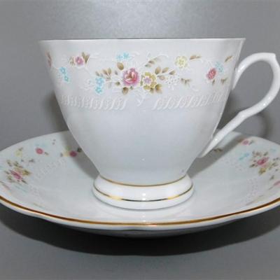 128 Lot of Cups and Saucers with Stands - Rossetti Antique Rose / Royal Grafton