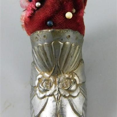 136 Vintage Metal Shoe Pin Cushion. Dorothy Lee Engraved on the Side. Made in Japan 3 x 2