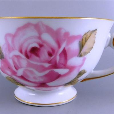 140 Lot of 4 Cups and Saucers with Stands- Royal Dover Made in England /Made In China/ Alpine