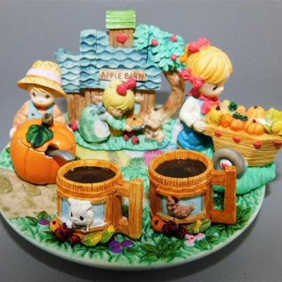 142 Ensco Precious Moments 1997 Mini Tea Set- Apple Barn- 4 in Plate