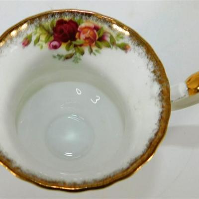 148 Lot of 4 Cups and Saucers with Stands - Royal Albert Old Country Roses/ Royal Stafford / Royal Sutherland Staffordshire /Sango Carlton