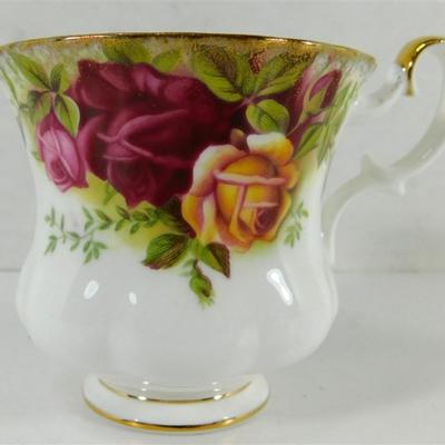 148 Lot of 4 Cups and Saucers with Stands - Royal Albert Old Country Roses/ Royal Stafford / Royal Sutherland Staffordshire /Sango Carlton