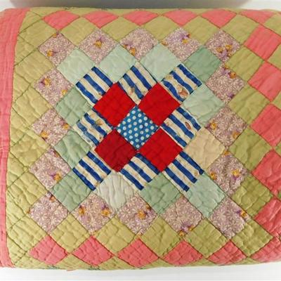 149 Vintage Quilt 80 x 67 Small Squares & Floral Back