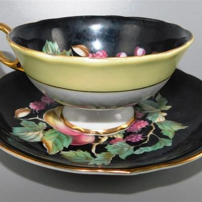 150 Lot of 4 Cups and Saucier with Stands- Betson's / MT Japan / Sealy / Made in Japan
