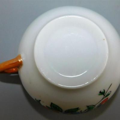 150 Lot of 4 Cups and Saucier with Stands- Betson's / MT Japan / Sealy / Made in Japan