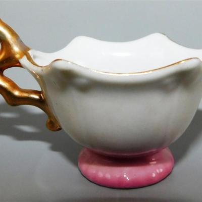 150 Lot of 4 Cups and Saucier with Stands- Betson's / MT Japan / Sealy / Made in Japan