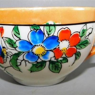 150 Lot of 4 Cups and Saucier with Stands- Betson's / MT Japan / Sealy / Made in Japan