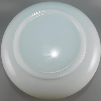 155 Vintage Pyrex White Ribbed Mixing Bowl #10 8 1/2 x 5 1/2