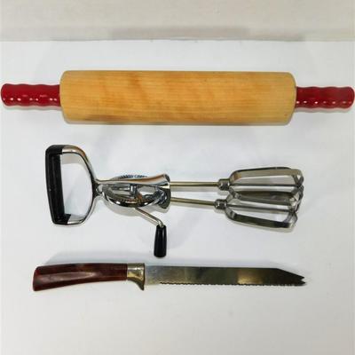 161 Large Kitchen Lot of 15- Rolling Pin/ Stainer/ Knife Sharpener/ Various Wire Racks/Grater