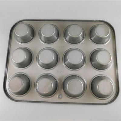 169 Lot of 4 Muffin Pans- Wilton/Ekco 12-14 inches