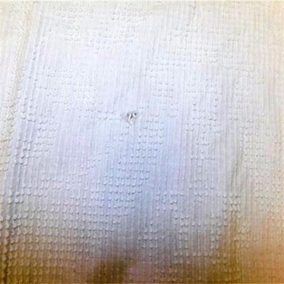 172 Bates Spread Chenille Bedspread 107 x 78