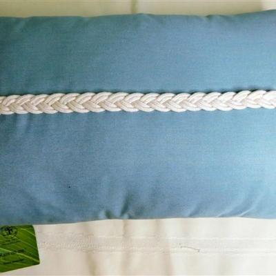 175 Lot of 2 Elaine Smith "Rain on Me" Water Resistant DÃ©cor Pillows 12 x 20
