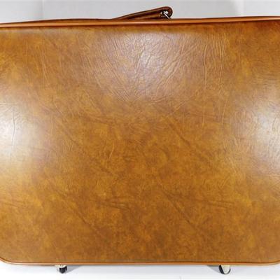 182 American Tourister 2 Suitcase Set 1986 - Large 29 1/2 x 22 x 9 1/2 - Small 21 1/2 x 14 x 7 ~ normal wear ~ scuffs/nicks