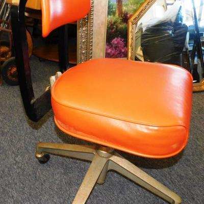 183 Vintage Orange Rolling Chair 17 1/2 x 33