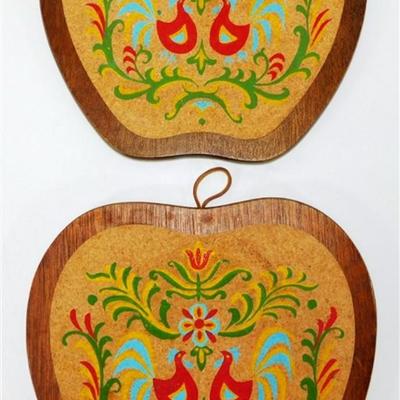 195 10 1/2 Small Wooden Dough Bowl - 7 x 14 Lot of 2 Plaid Coffee Shadow Box Style Pictures- 15" Wooden Sculpture of Lily Pads and...