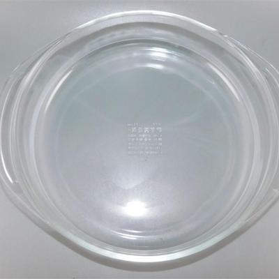 196 Lot of 5 - Pyrex 9-10 inches / Apple Pie 1983 Royal China 11 inches / Glass Platter 13 1/2