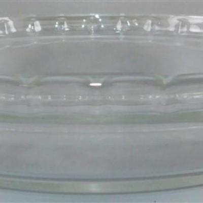 196 Lot of 5 - Pyrex 9-10 inches / Apple Pie 1983 Royal China 11 inches / Glass Platter 13 1/2
