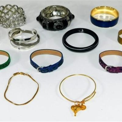 198 Fashion Jewelry ~ Bulk Lots ~ Bracelets