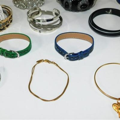 198 Fashion Jewelry ~ Bulk Lots ~ Bracelets