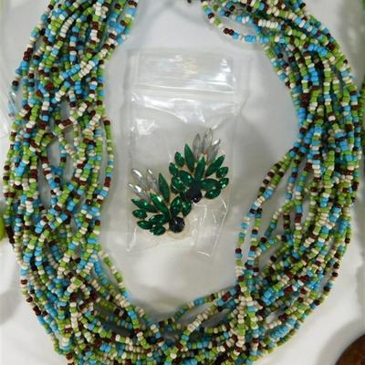 203 Fashion Jewelry ~ Bulk Lots