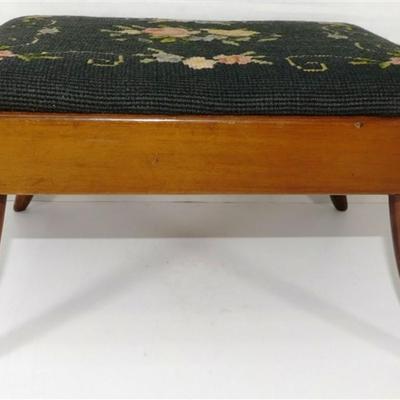 208 Wooden Footstool Flora Needlepoint by Bernhard Ulmann Company 13 1/2 x 10 1/2 x 8