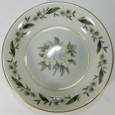 209 B23 of 20 Royal Jackson China Floral Design with Gold Trim