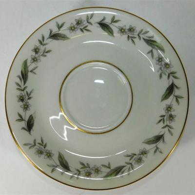 209 B23 of 20 Royal Jackson China Floral Design with Gold Trim