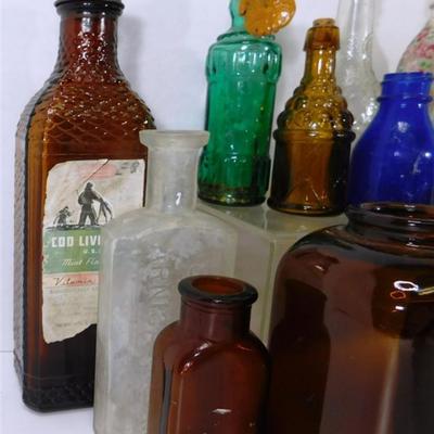 210 Lot of 15 Vintage Bottles Multiple Shapes and Sizes