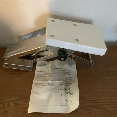 W1314 Norestar Transom Outboard Motor Mount Bracket