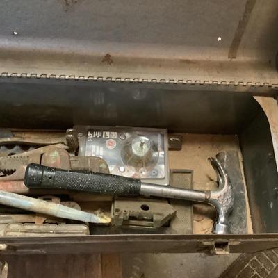 W1318 Vintage Large Craftsman Tool Box
