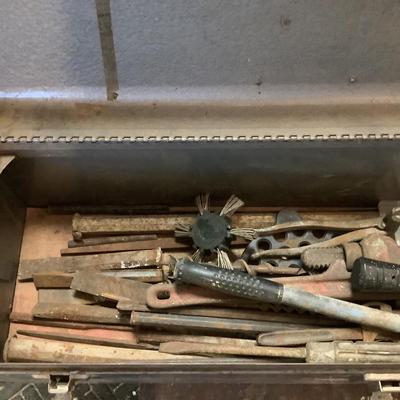 W1318 Vintage Large Craftsman Tool Box