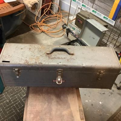W1318 Vintage Large Craftsman Tool Box