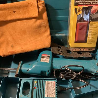 W 1326 Makita, Dremel, Craftsman Tool Lot