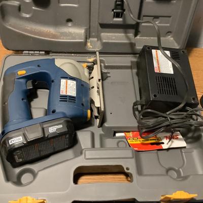 W1327 RYOBI Tool Lot with cases