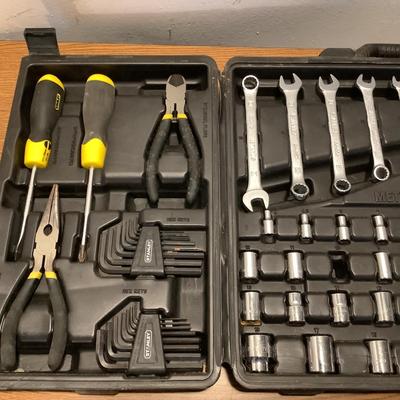 W1330 Stanley Mechanics Tool Set