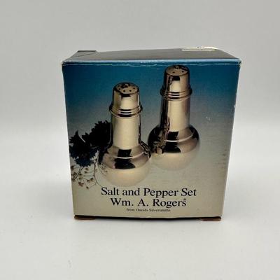 Vintage Wm. A. Rogers Salt and Pepper Set
