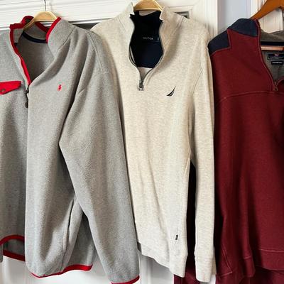 7 Pc. Lot Men's Tops/Jackets - Polo, Nautica, Vineyard Vines, Robert Graham Sz. XL