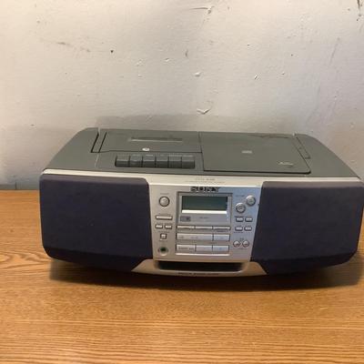 W1355 Sony Radio Lot Candle Radio