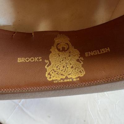 U1241 Vintage Brooks Brothers Fedora Hat with Ribbon and Hat Box