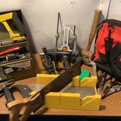 W1358 Handyman Tool Lot