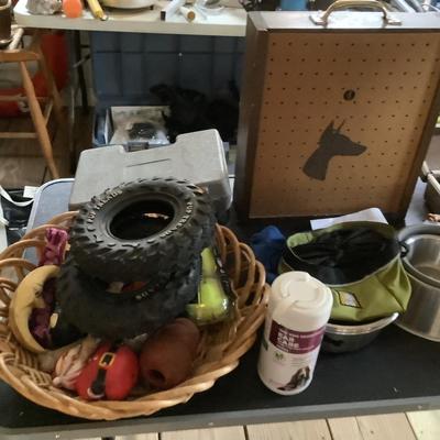 W1364 NEW Dog Grooming Table & Dog Supplies