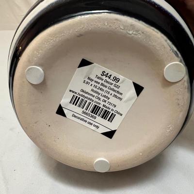 Two Pottery Vases (LR-RG)