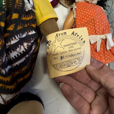 U1252 Vintage Assorted Souvenir Doll Collection